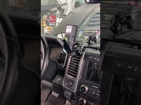 Central Control Multifunctional Integrated Bracket Mobile Phone Holder For Ford F150 F-150 2015-2020